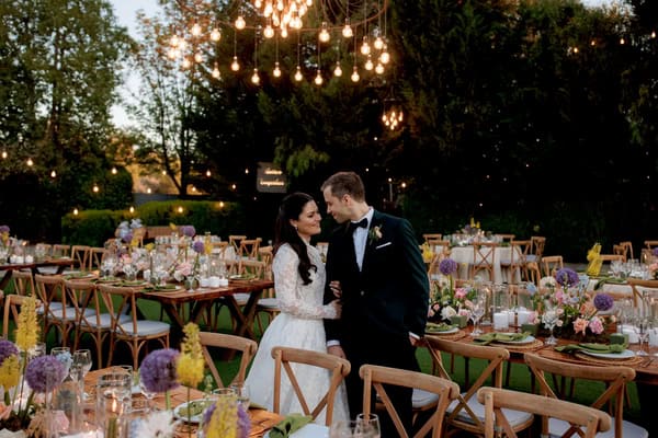 Beautiful wedding with vibrant florals and romantic details | Panayiota & Sebastian