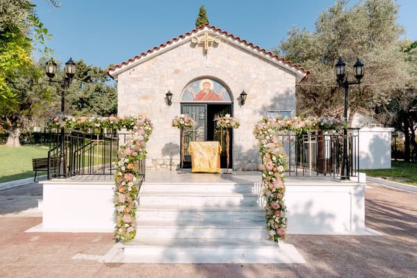 Boho Chic Summer Wedding Athesn Romantic Hues