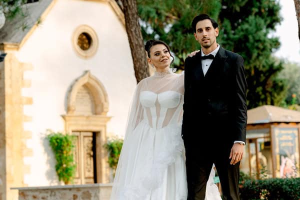 A chic autumn wedding in Chania with timeless white details | Ioanna & Nikos