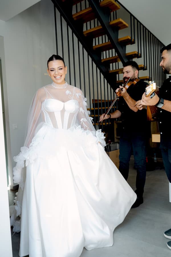 Chic Autumn Wedding White Details