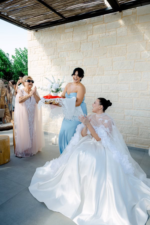 Chic Autumn Wedding White Details