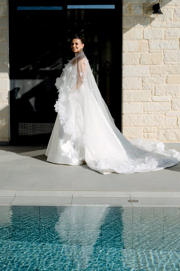 Chic Autumn Wedding White Details