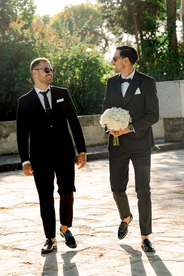 Chic Autumn Wedding White Details