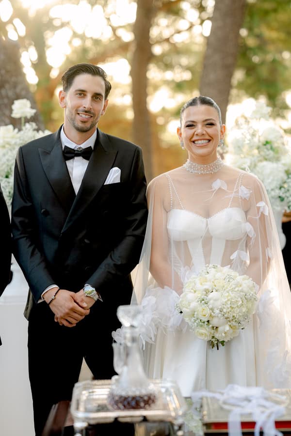 Chic Autumn Wedding White Details