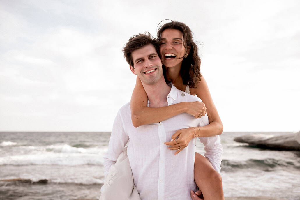 Dreamy next day photoshoot in a breathtaking lunar landscape | Caroline & Alexander