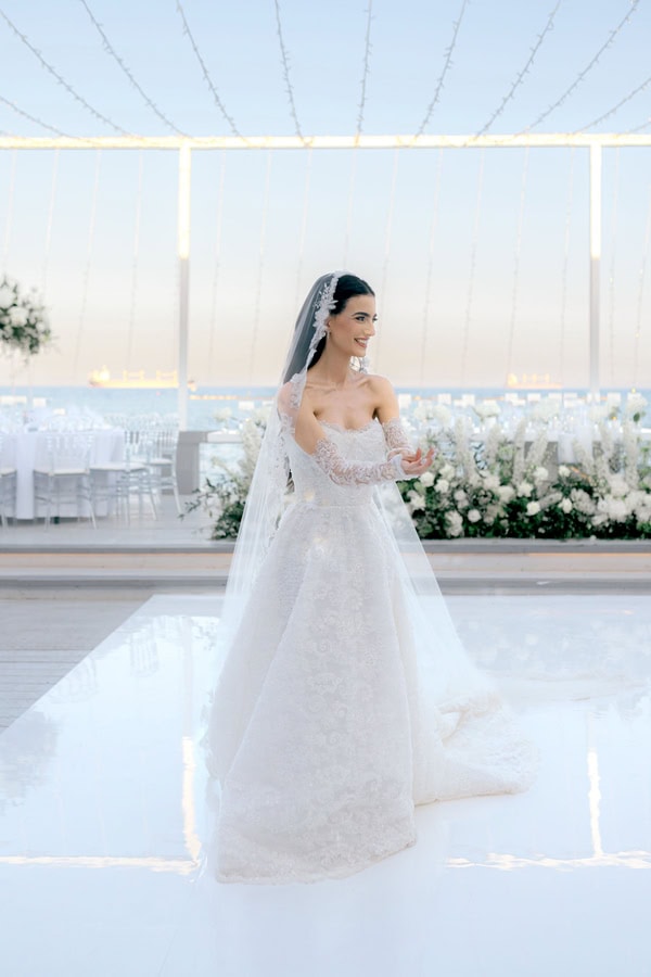 Dreamy Seaside Wedding White Decoration
