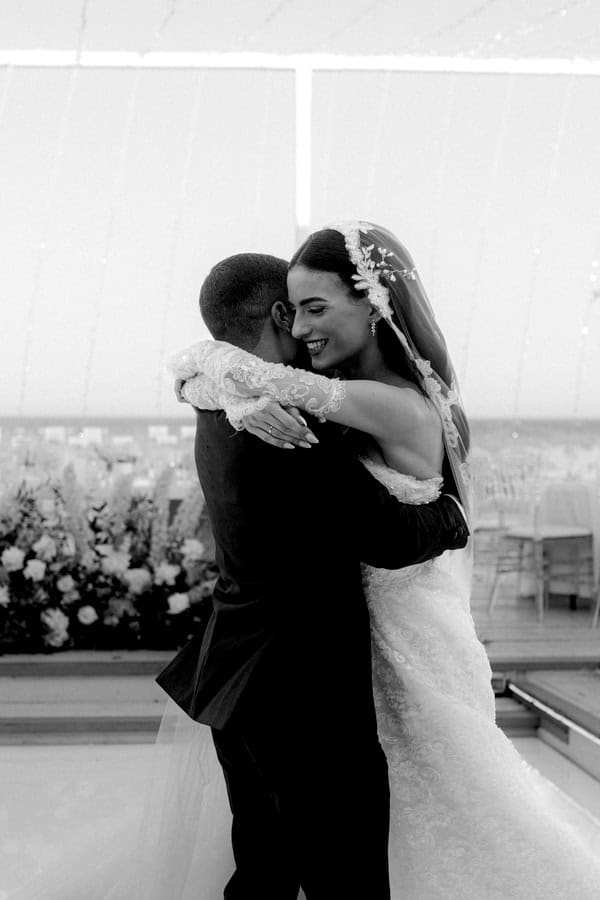 Dreamy Seaside Wedding White Decoration