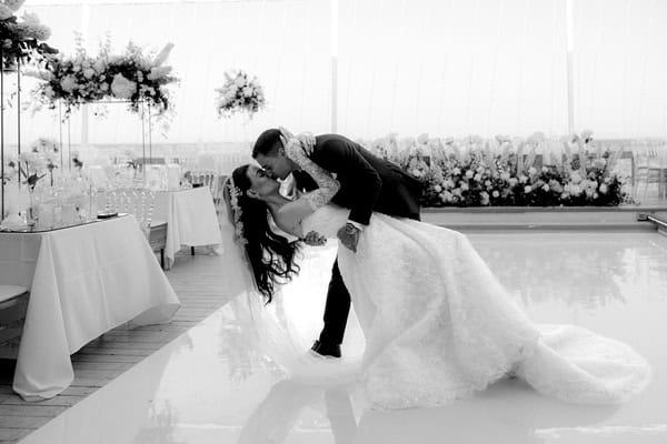 Dreamy Seaside Wedding White Decoration