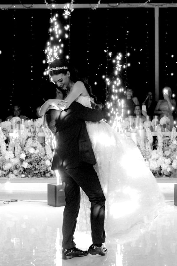 Dreamy Seaside Wedding White Decoration