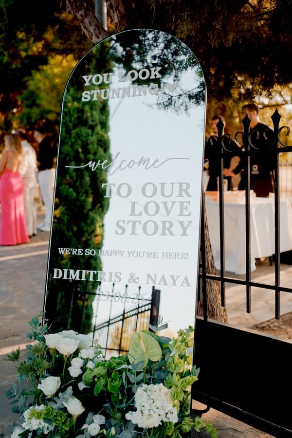 Elegant White Wedding Decoration Floral Arrangements