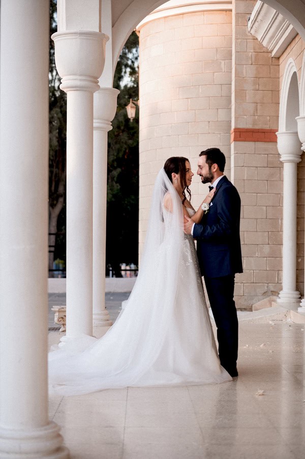 Romantic Autumn Wedding Larnaca White Dusty Pink Flowers