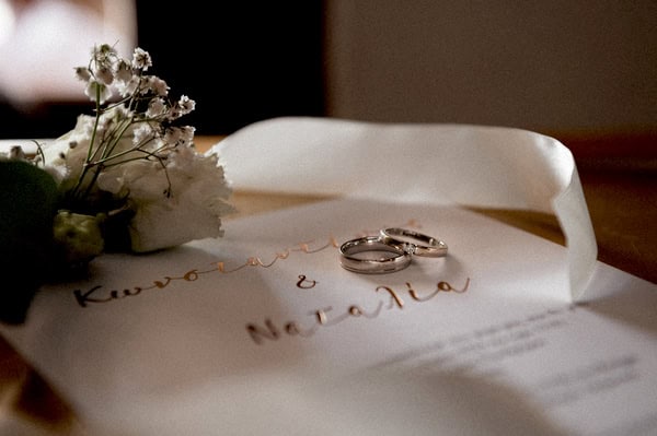 Romantic Autumn Wedding Larnaca White Dusty Pink Flowers