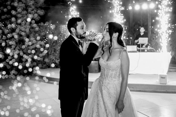 Romantic Autumn Wedding Larnaca White Dusty Pink Flowers