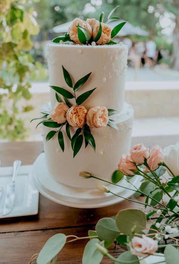 Romantic Destination Wedding Roses Lisianthus
