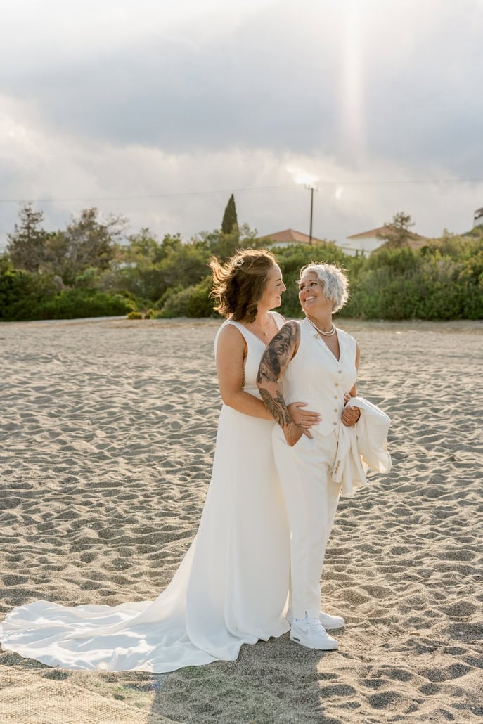 Romantic spring wedding in Rhodes with rustic chic details | Cheryl & Lynsey