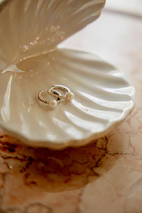 Romantic Wedding Larissa Chic Details