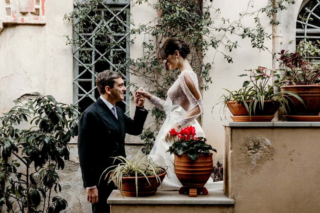 A timeless winter wedding filled with romance | Semina & Michalis