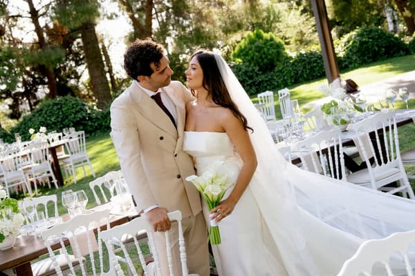 Romantic white hydrangea wedding at Deda Estate | Daniela & Giannis