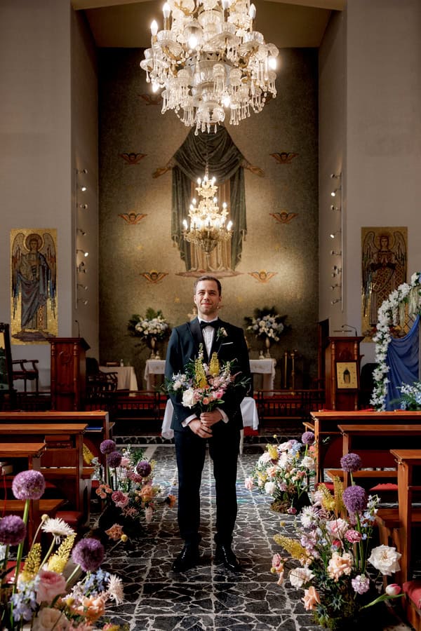 Beautiful Wedding With Vibrant Florals And Romantic Details