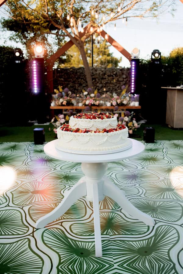 Beautiful Wedding With Vibrant Florals And Romantic Details