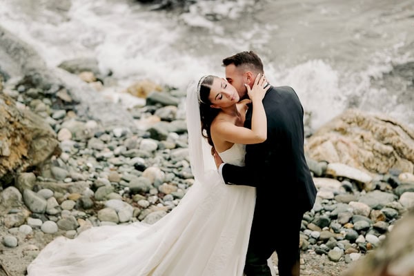 Chic White Floral Wedding Larissa