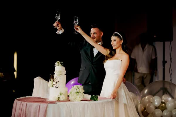 Chic White Floral Wedding Larissa