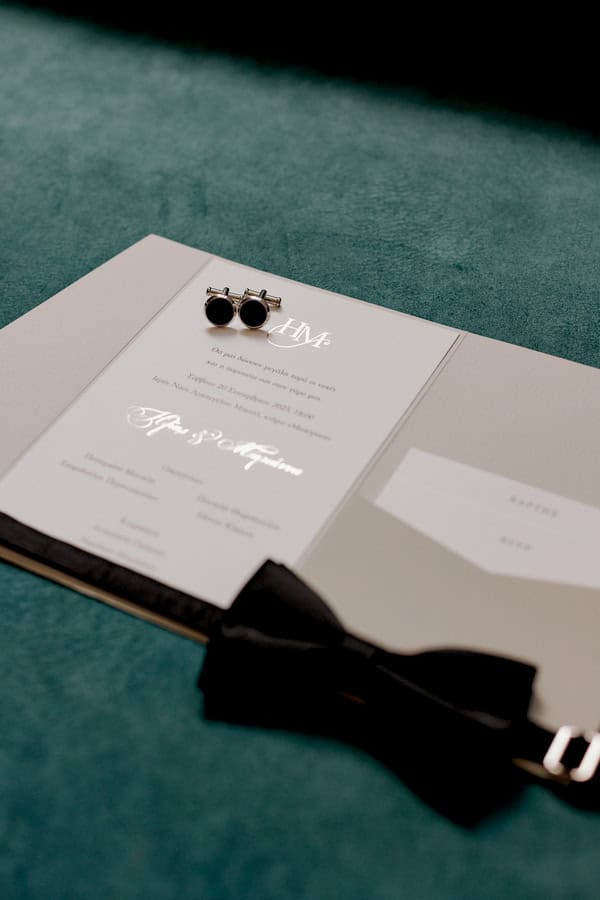 Romantic Fuchsia Wedding Stylish Details