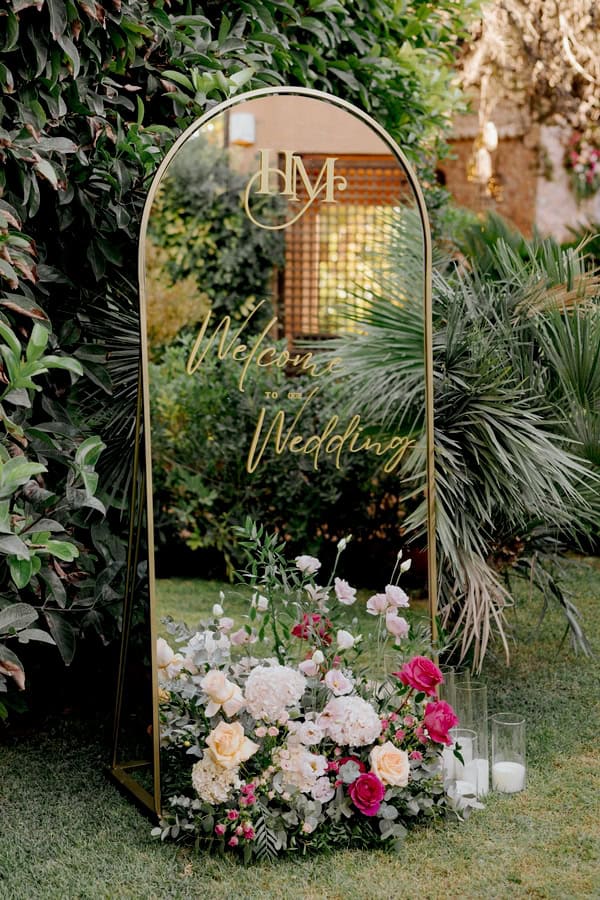 Romantic Fuchsia Wedding Stylish Details