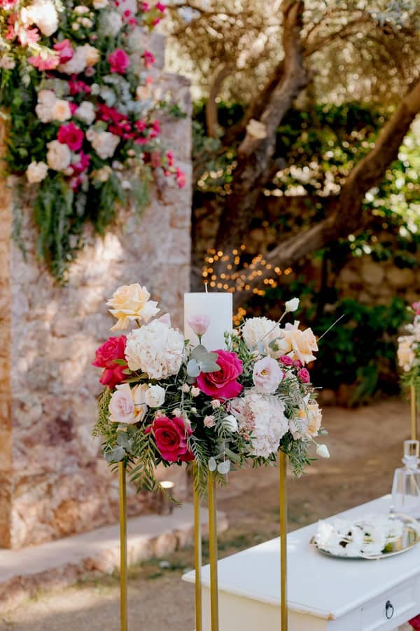 Romantic Fuchsia Wedding Stylish Details