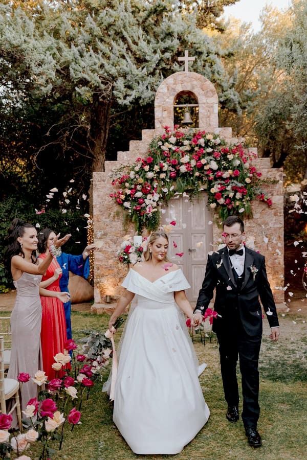 Romantic Fuchsia Wedding Stylish Details