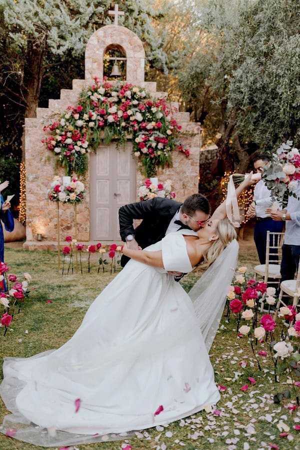 Romantic Fuchsia Wedding Stylish Details