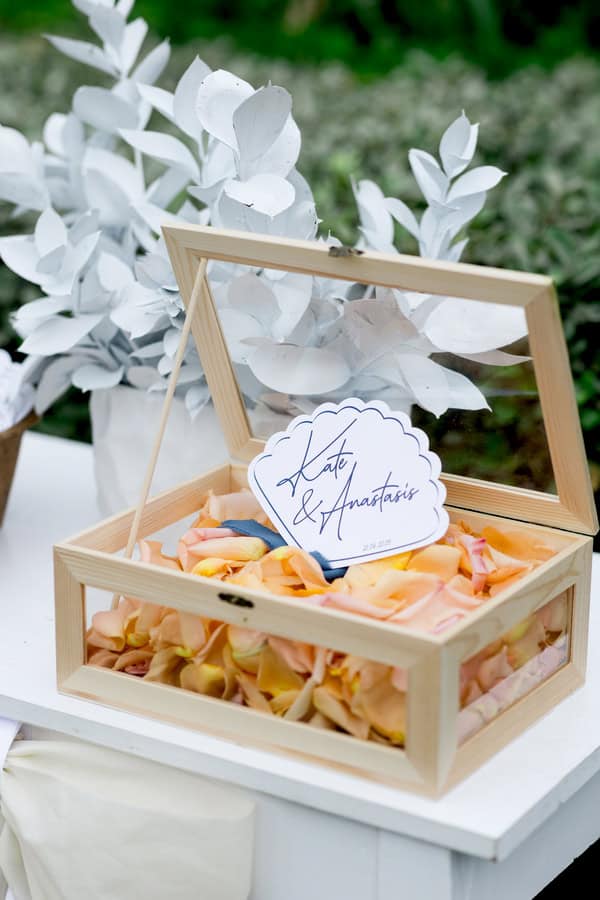 Romantic Seaside Wedding Athens White Roses Aegean Inspired Details