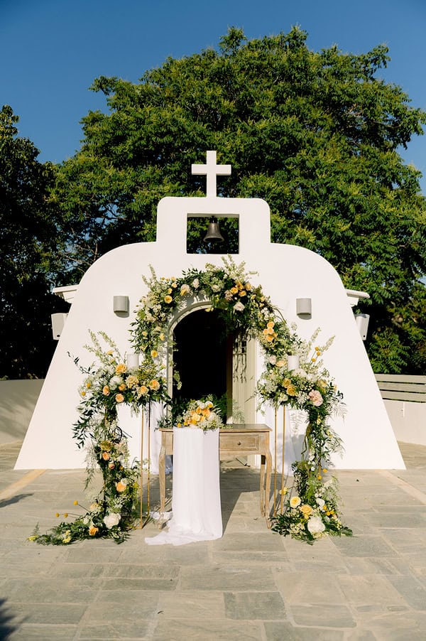 Romantic Summer Wedding Athens Vibrant Yellow Details