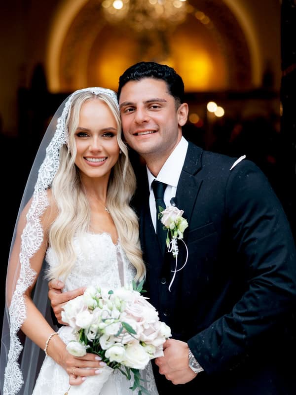 Romantic Wedding Chios Pastel Flowers Antique Gold Details