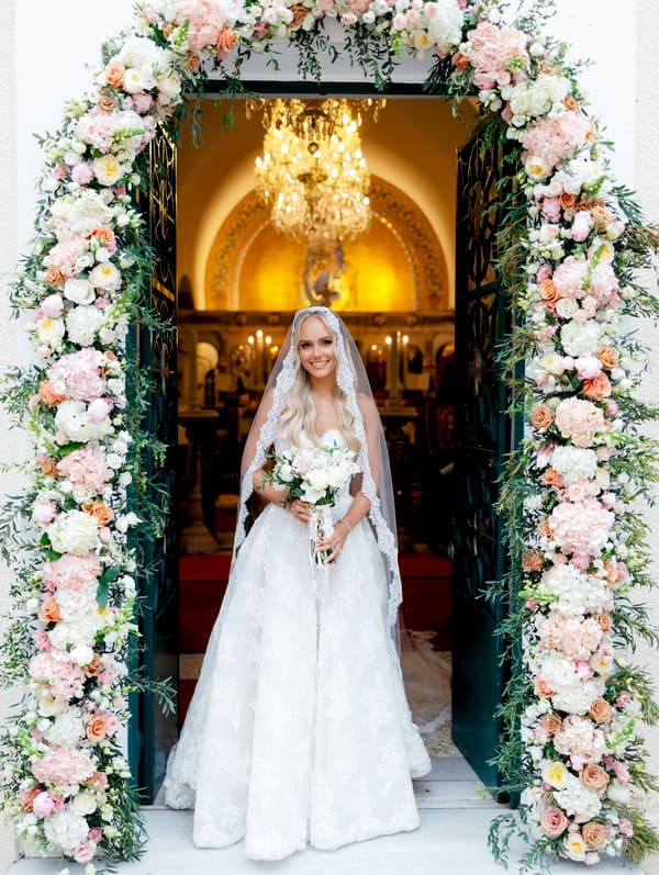 Romantic Wedding Chios Pastel Flowers Antique Gold Details